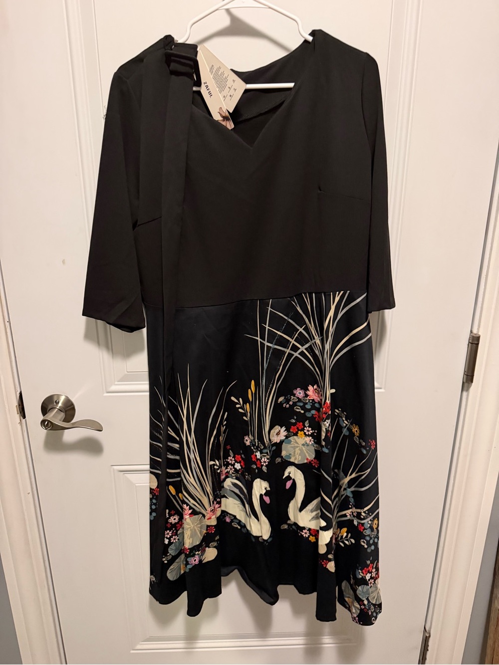 Zaful Black Midi Dress with Swan & Floral Print NWT Plus